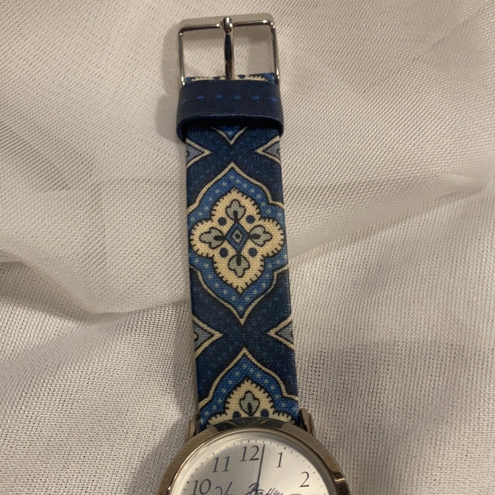 Vera Bradley Watch - Picture 3 of 7